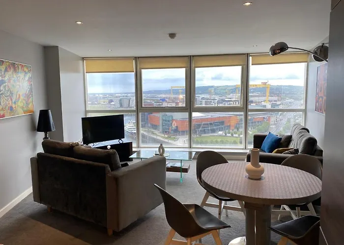 Titanic And Sea View Belfast 2 Bedroom Apartment City Centre